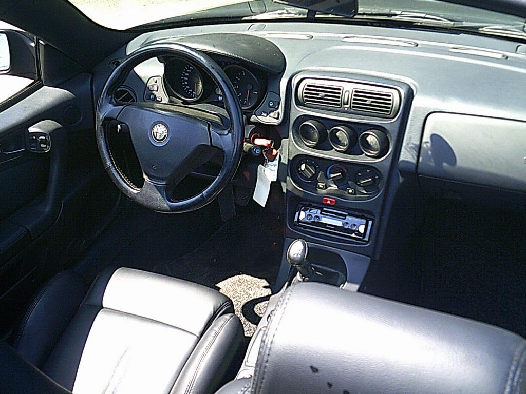 alfa romeo spider cabriolet GTV 2.0 twin spark 150 garage brix occasions