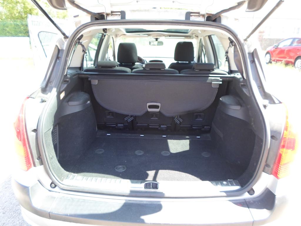 Peugeot 308 sw hdi 90 ch confort pack garage éroudeville occasions