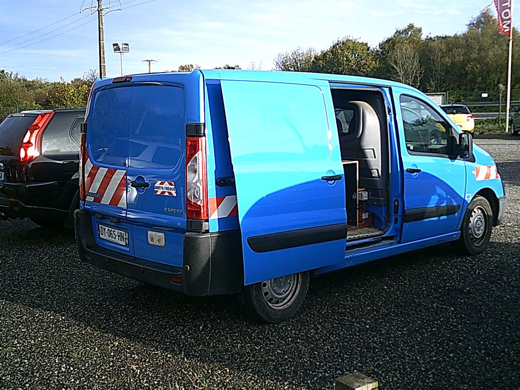 Peugeot expert 2.0 hdi 125 ch pack clim navi garage brix occasions