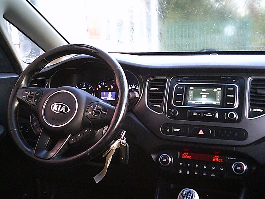 Kia Carens 1.7 crdi 115 ch 7 places garage brix occasions